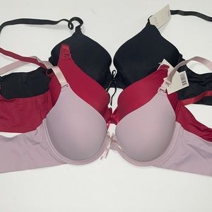 Bundle 3 pieces Full Coverage Comfort Fit Light Padded T-Shirt Bra. NWT
